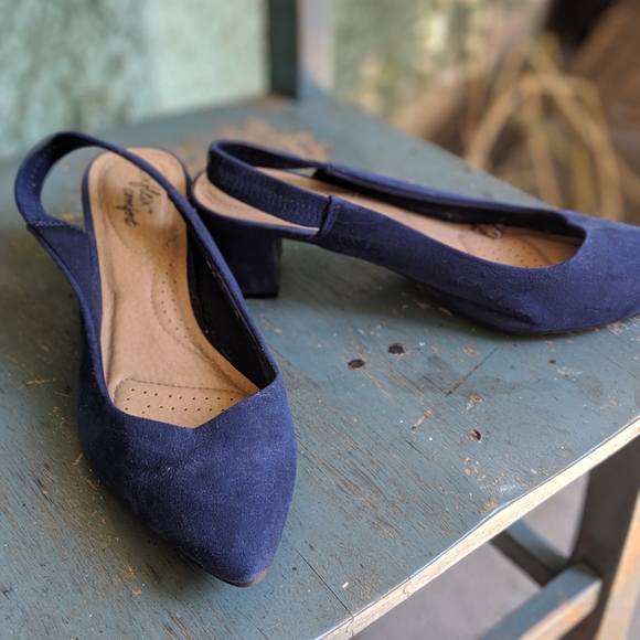 Navy blue slingbacks - Picture 2 of 4